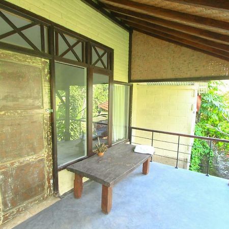Tegal Pendet With River Views Ubud Exteriör bild